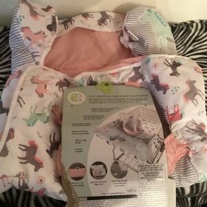 NWT BABY Go By Goldbug Shopping Cart Cover Multicolor Horses & Unicorns